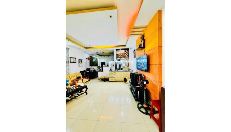 Ngộp Tân Hóa - Quận 11 - 60m - HXH vô nhà - 3 tầng BTCT